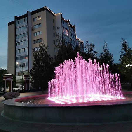 1 Комнатная Квартира В Самом Центре С Видом На Сквер 코스타나이 외부 사진